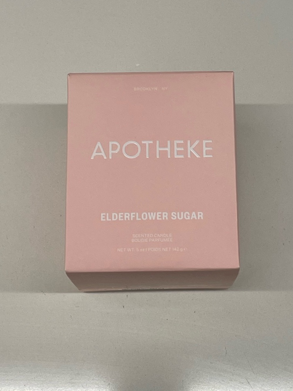 APOTHEKE Elderflower Sugar Scented Candle - Pink